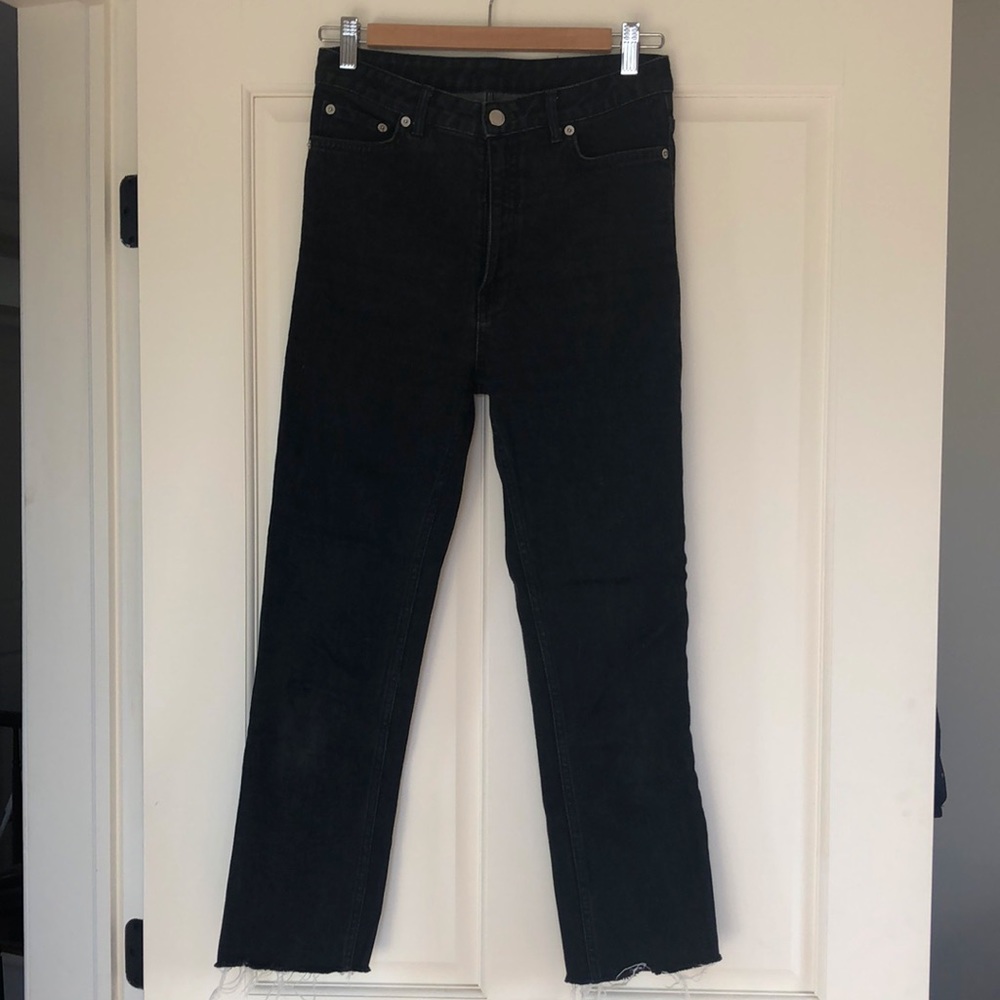 High Rise BLK Denim Skinny-Straight Jeans